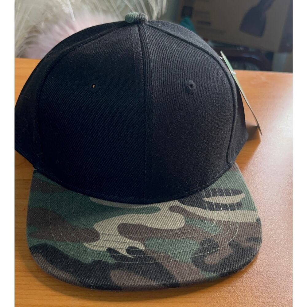 New Youth Snapback Hat –Black with Camouflage Bib